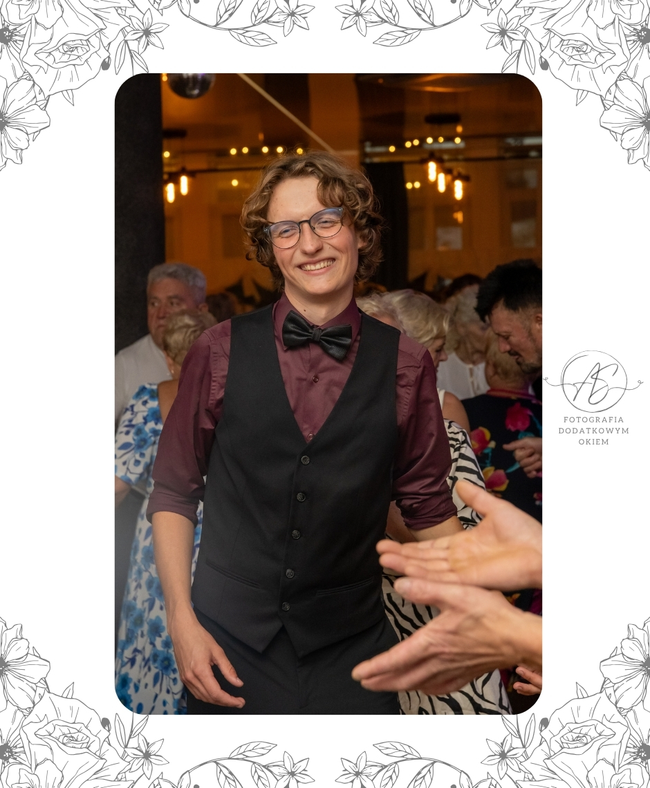 Fotografia Dodatkowym Okiem portfolio reportaż okolicznościowy osiemnastka młody dorosły Miłosz rodzina dzieci świętowanie impreza urodziny