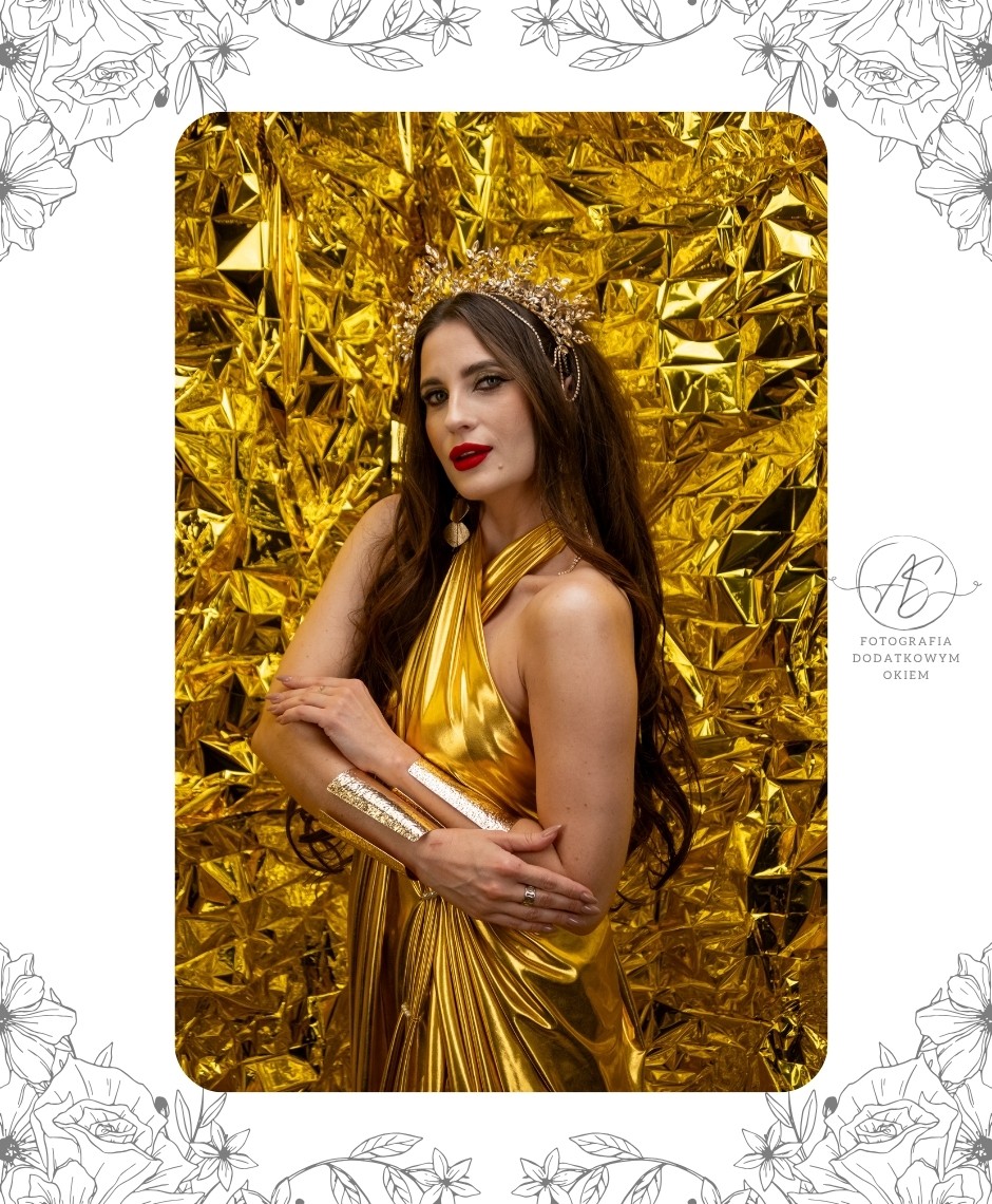 Fotografia Dodatkowym Okiem portfolio sesja kobieca expozycja kraków 2026 festiwal foto alicja from neverland gold