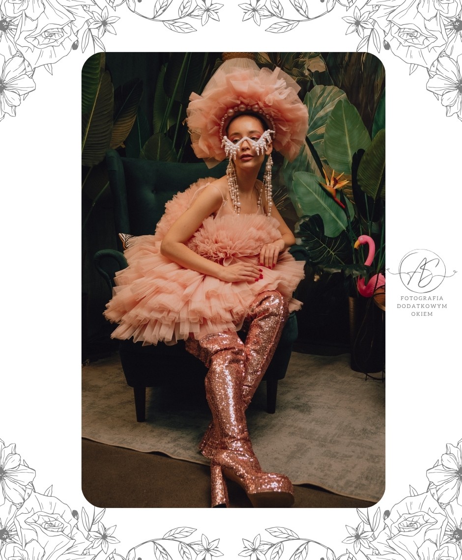 Fotografia Dodatkowym Okiem portfolio sesja kobieca expozycja kraków 2026 festiwal foto ola dobek pink