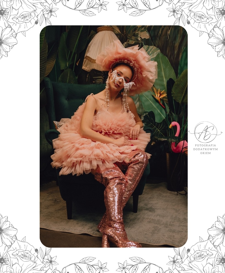 Fotografia Dodatkowym Okiem portfolio sesja kobieca expozycja kraków 2026 festiwal foto ola dobek pink