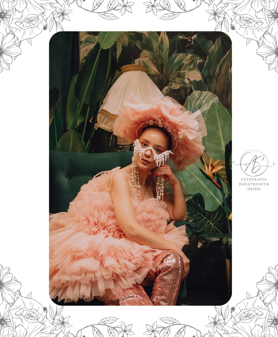 Fotografia Dodatkowym Okiem portfolio sesja kobieca expozycja kraków 2026 festiwal foto ola dobek pink