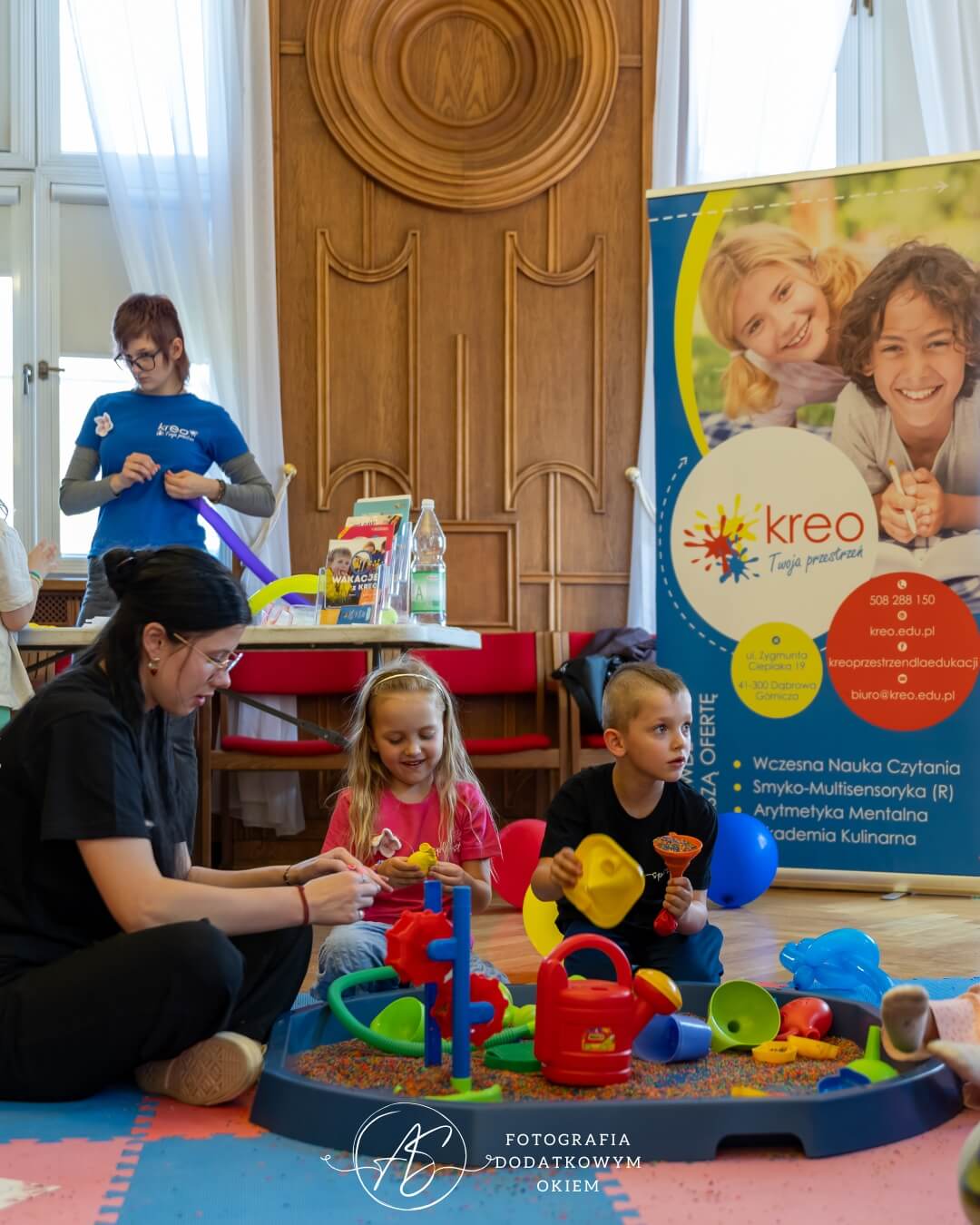 Strefa dla dzieci z animatorami Kreo Przestrzeń dla Edukacji podczas festiwalu Splotfest 2026 - ujęcie 32