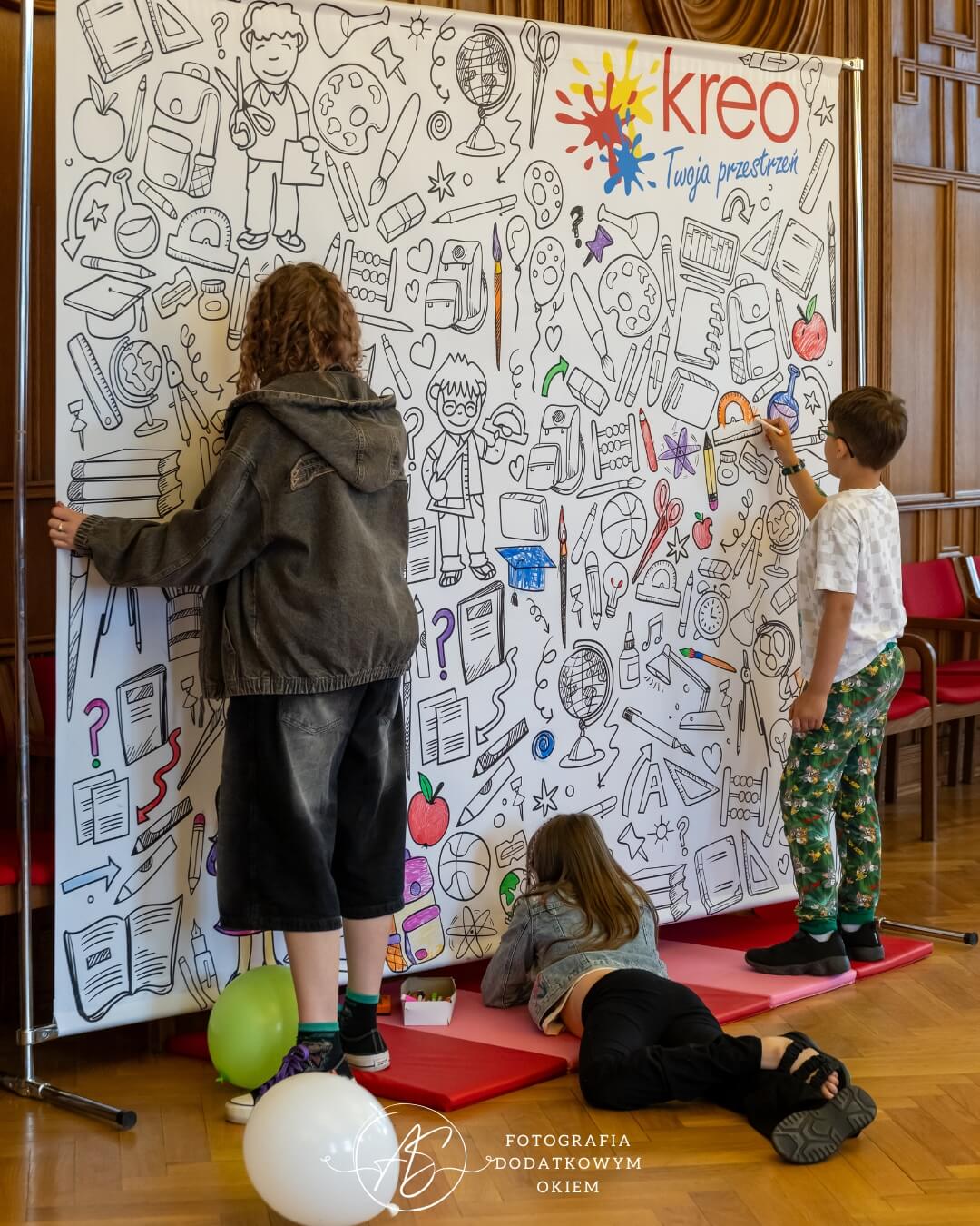 Strefa dla dzieci z animatorami Kreo Przestrzeń dla Edukacji podczas festiwalu Splotfest 2026 - ujęcie 8