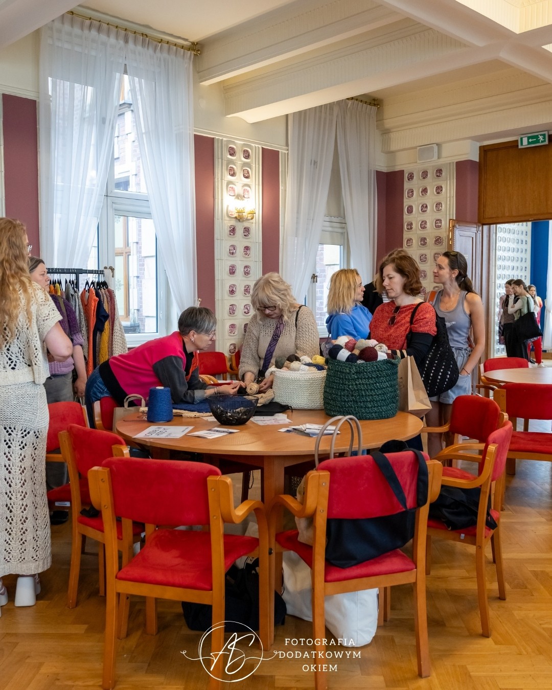 Strefa Twórców w sali Agora w Pałacu Kultury Zagłębia podczas festiwalu Splotfest 2026 - ujęcie 9