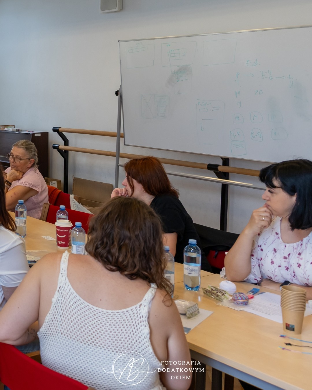 Warsztaty Frywolitka od podstaw prowadzone przez Beatę Stelmach podczas festiwalu Splotfest 2026 - ujęcie 12