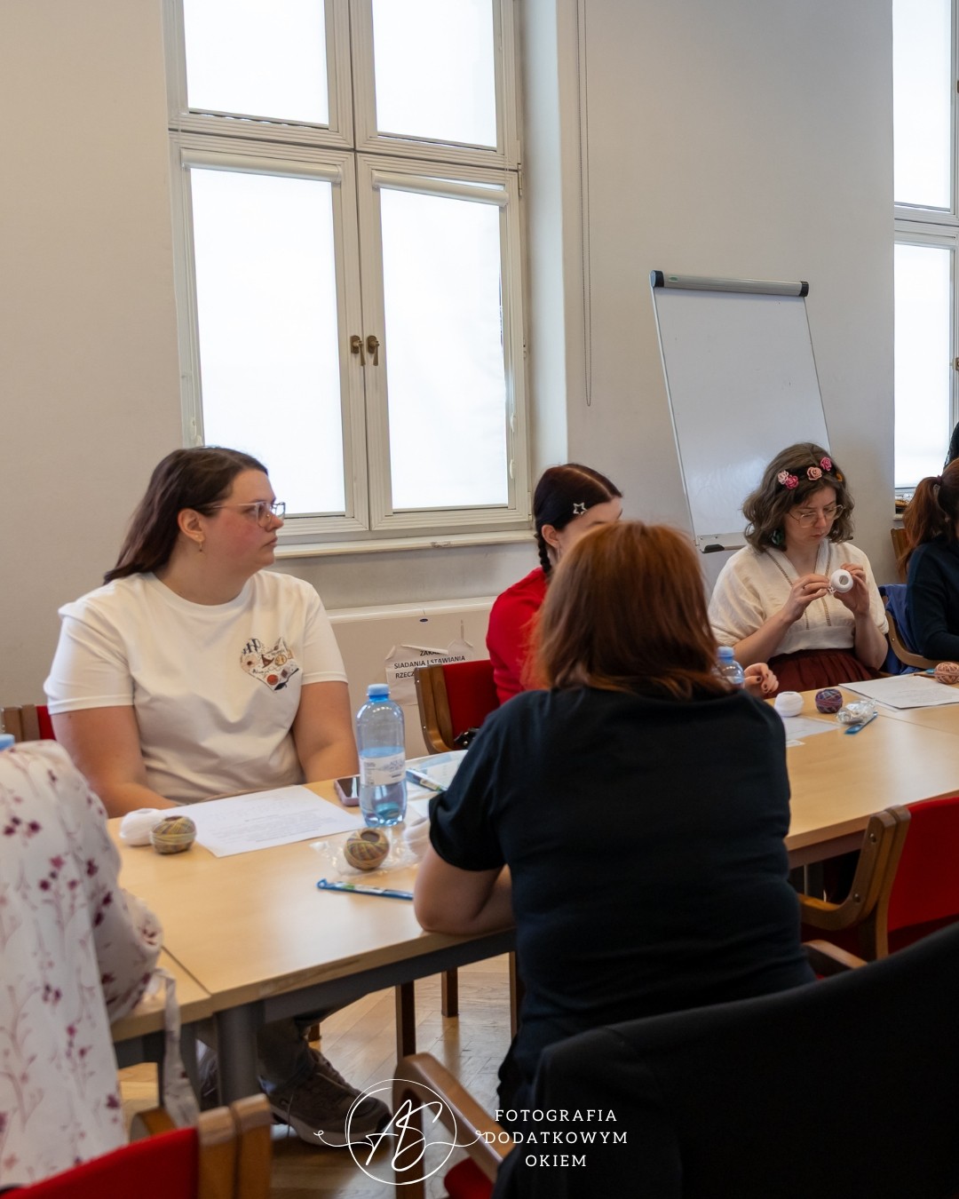 Warsztaty Frywolitka od podstaw prowadzone przez Beatę Stelmach podczas festiwalu Splotfest 2026 - ujęcie 14